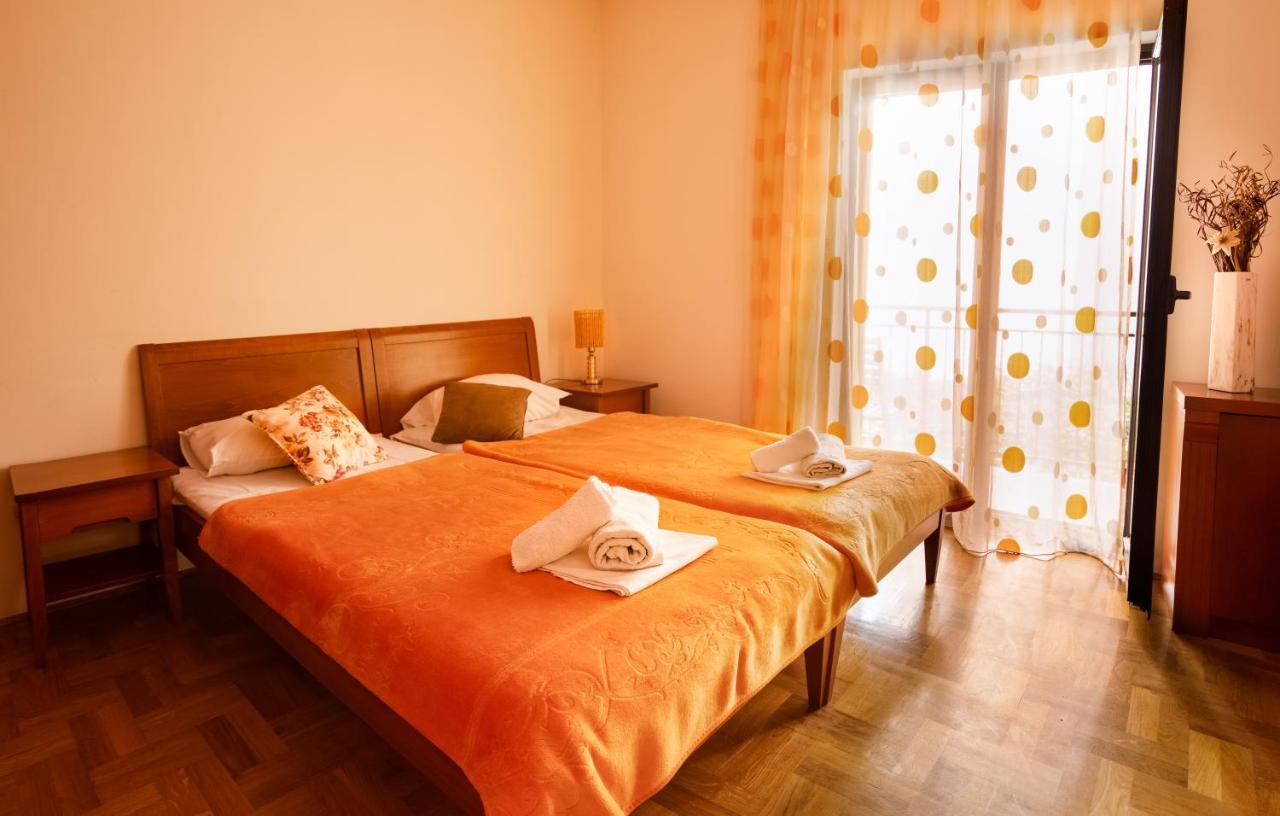 Apartments And Rooms Marija Budva Exterior photo