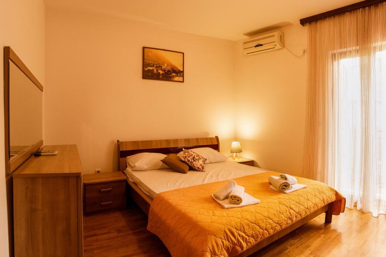 Apartments And Rooms Marija Budva Exterior photo